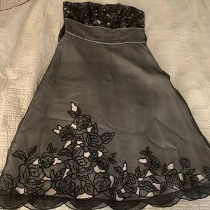 Women’s cocktail/prom dress from the company black and white…